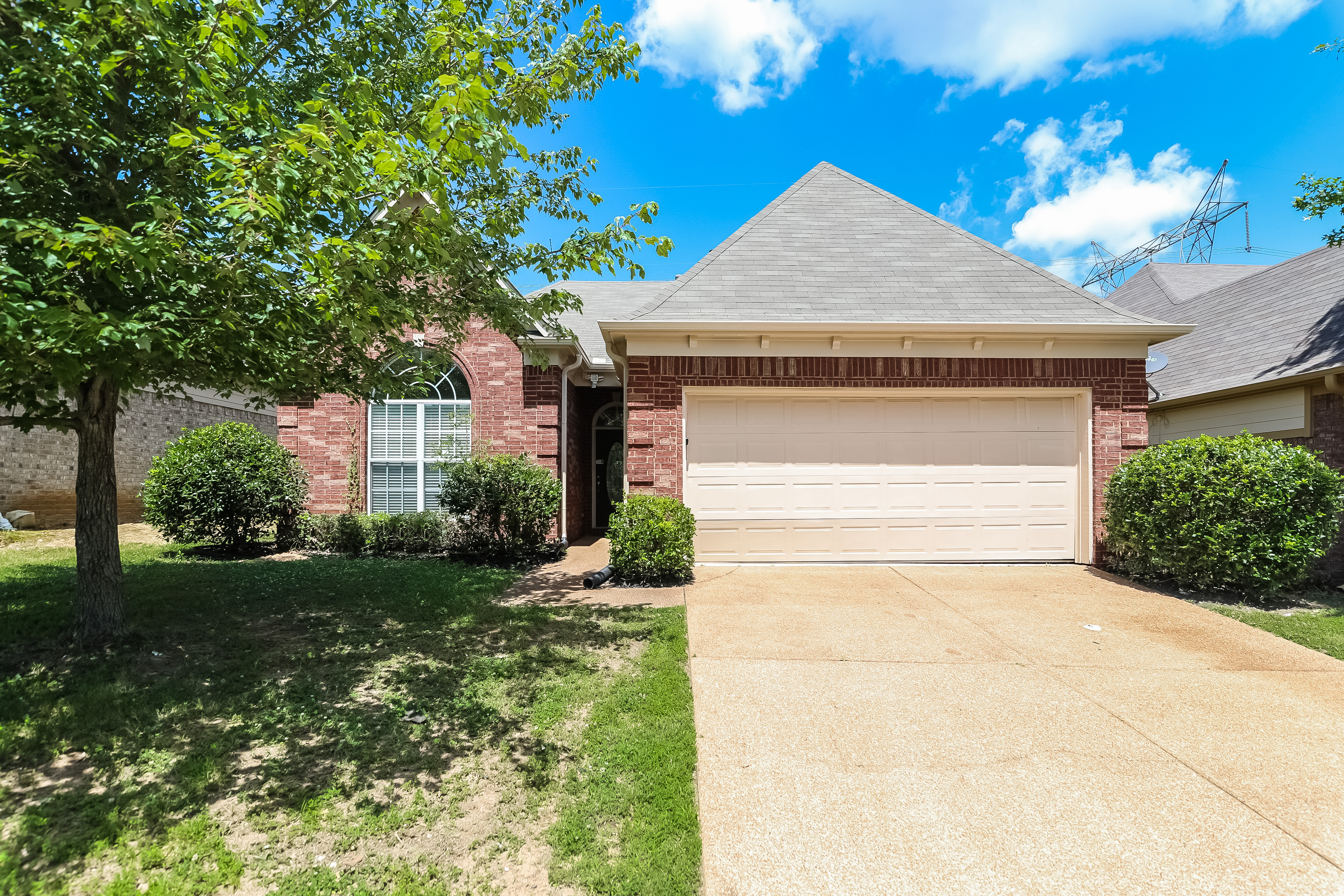 1113 AVERETT LN CORDOVA, TN 38018